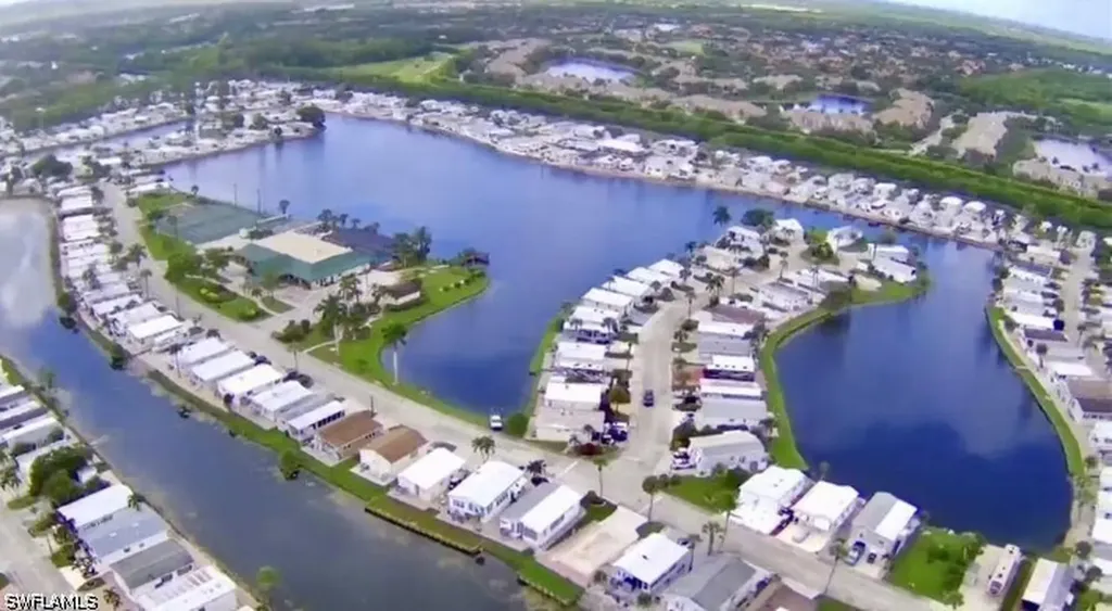 5 Bass Lane Naples FL 34114