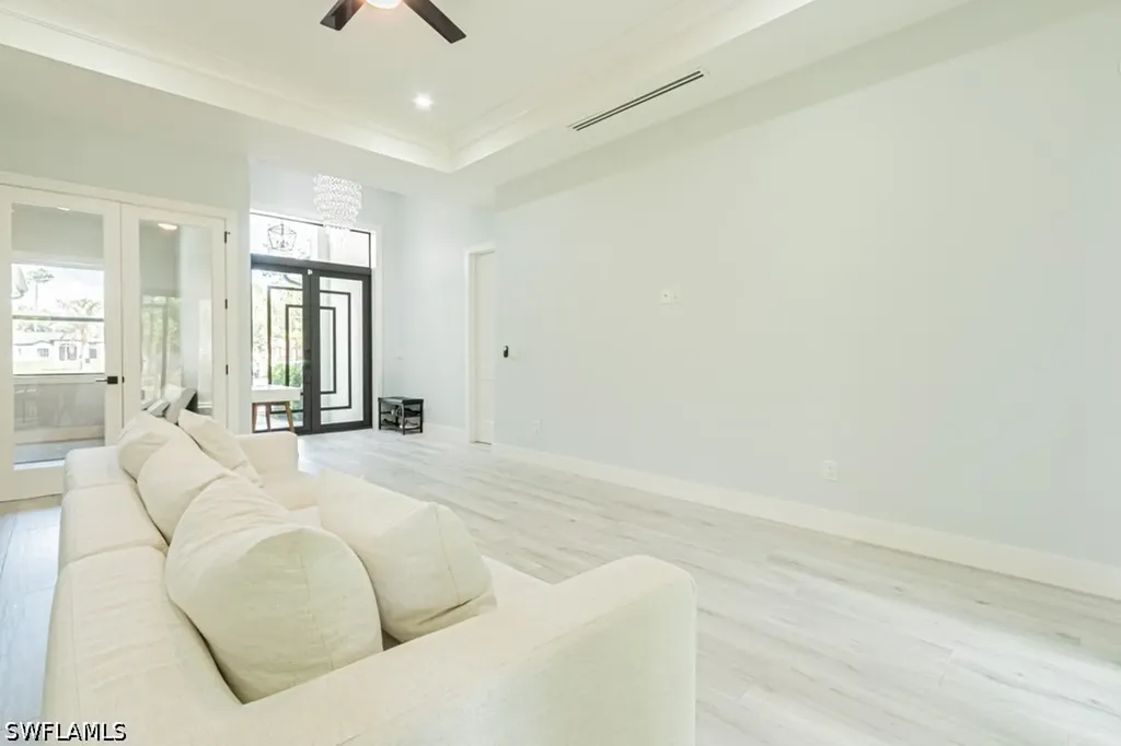3810 2nd Avenue SE Naples FL 34117