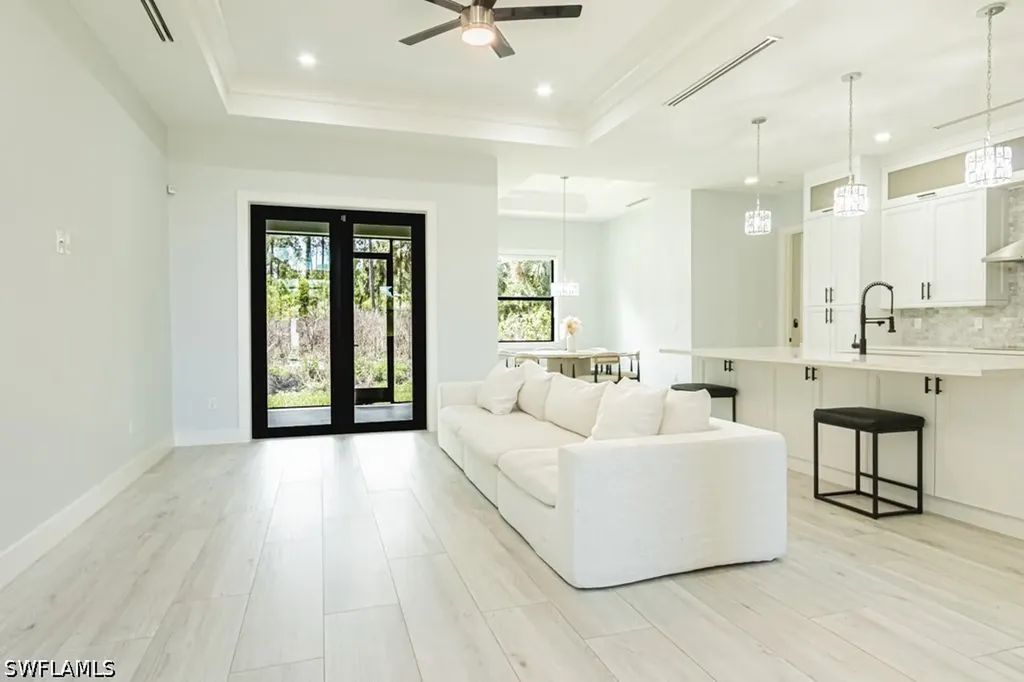 3810 2nd Avenue SE Naples FL 34117