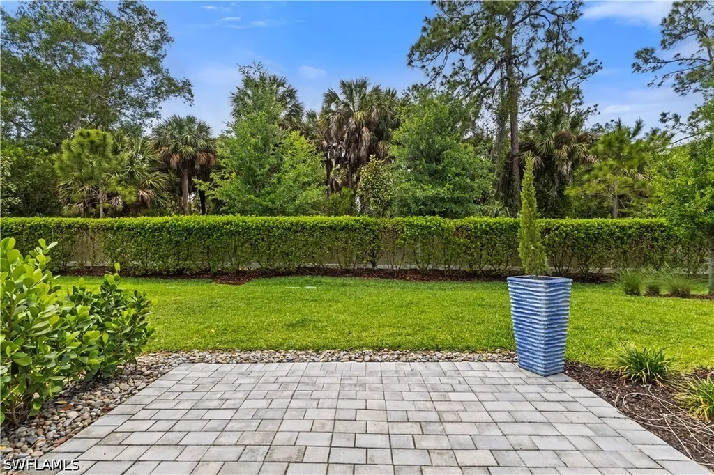 10475 Ventana Lane Naples FL 34120