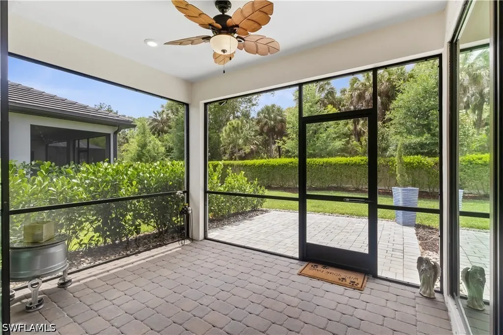 10475 Ventana Lane Naples FL 34120