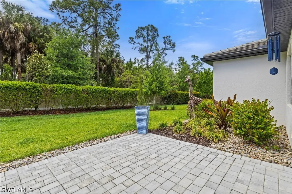 10475 Ventana Lane Naples FL 34120