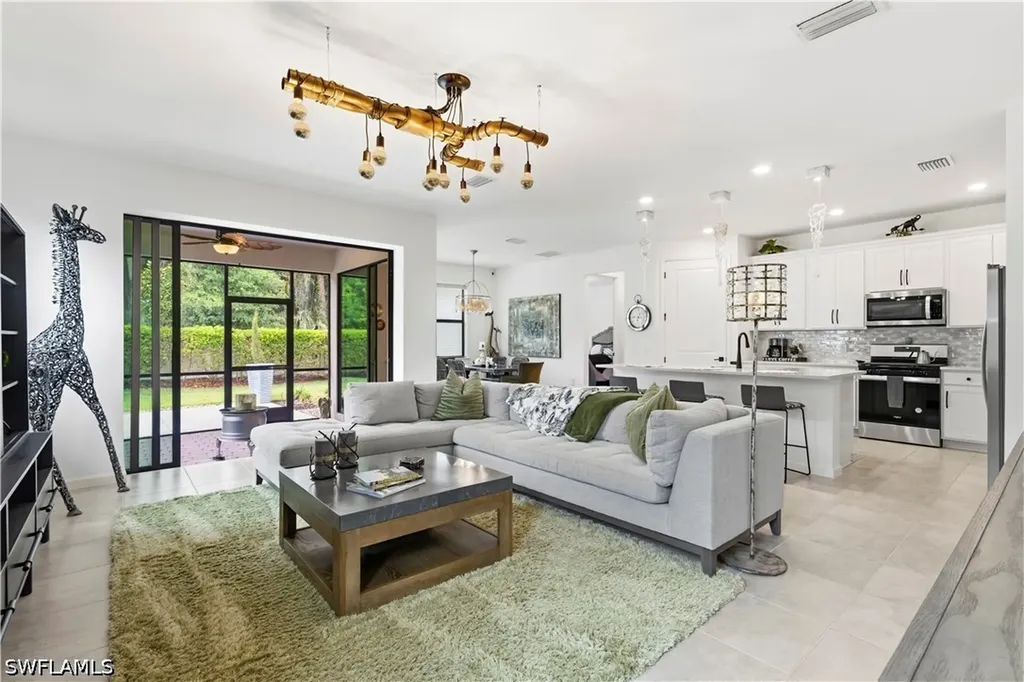10475 Ventana Lane Naples FL 34120