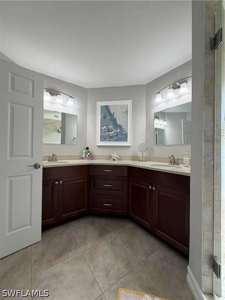 2571 Citrus Lake Drive Naples FL 34109
