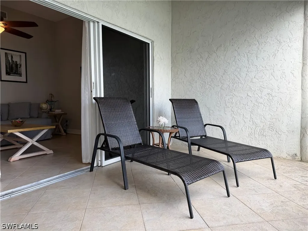 2571 Citrus Lake Drive Naples FL 34109