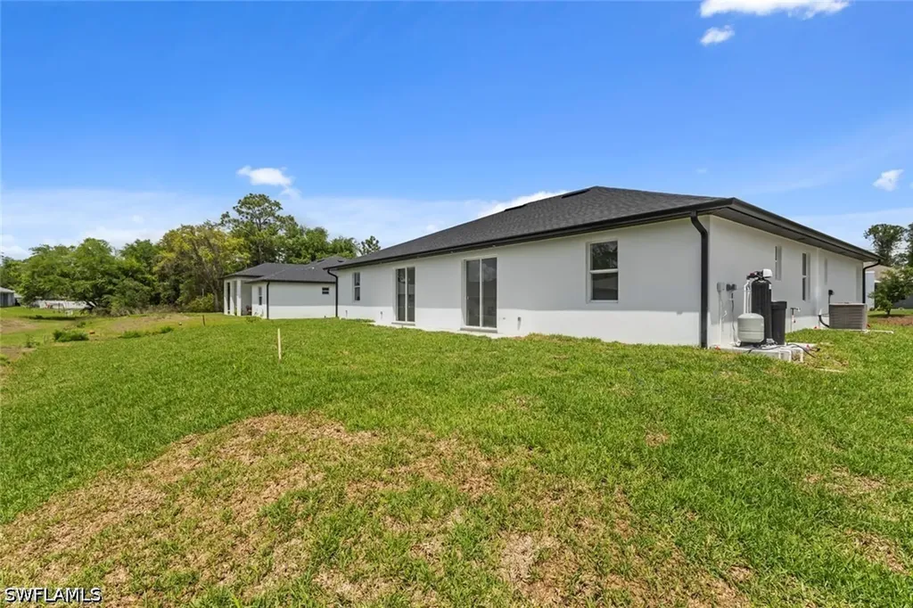 4741/4743 29th Street SW Lehigh Acres FL 33973
