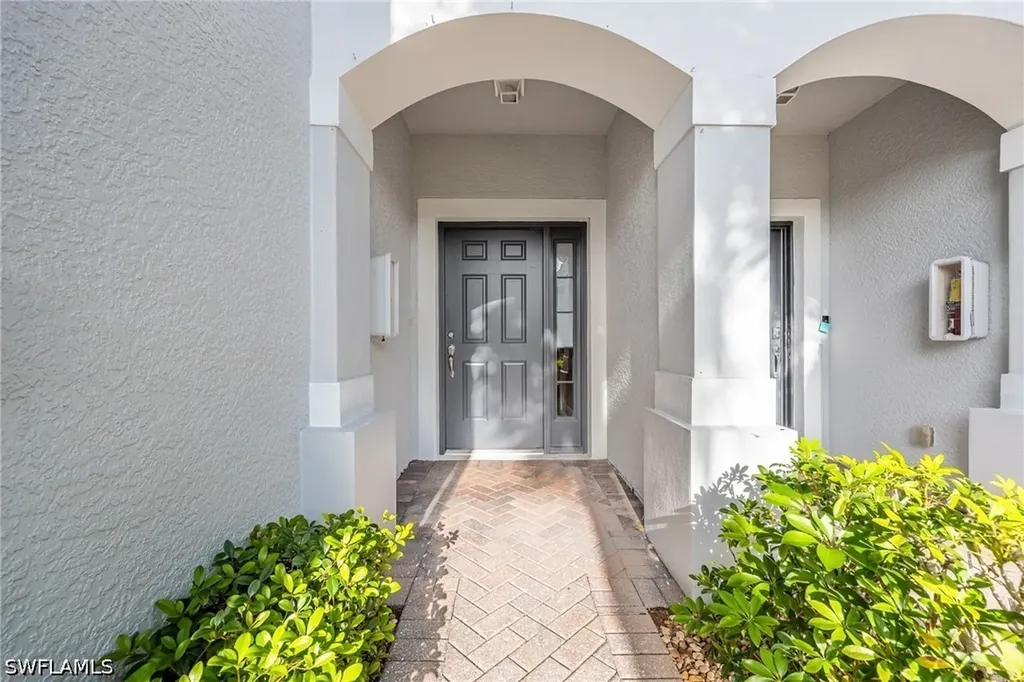 15715 Marcello Circle Naples FL 34110