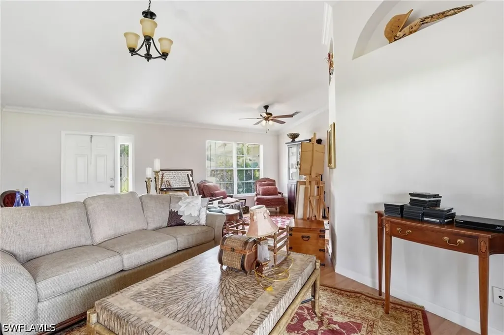 4061 Vine Lane Naples FL 34112