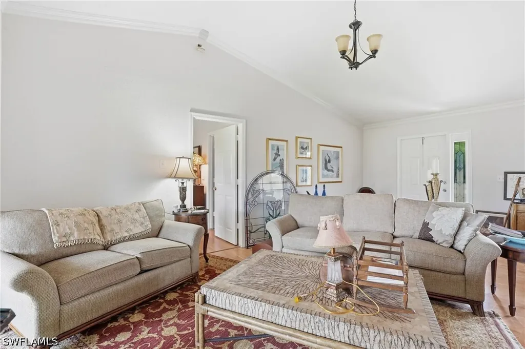 4061 Vine Lane Naples FL 34112