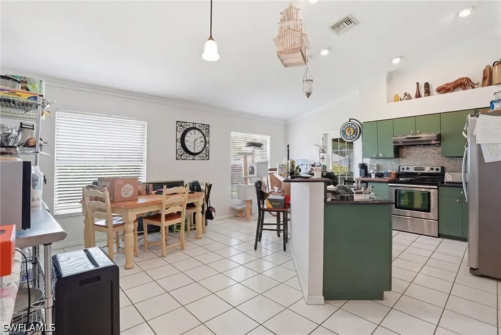 4061 Vine Lane Naples FL 34112