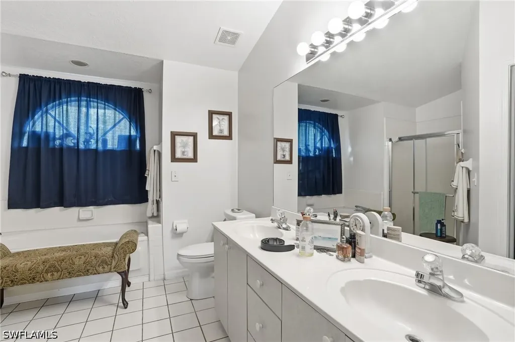 4061 Vine Lane Naples FL 34112