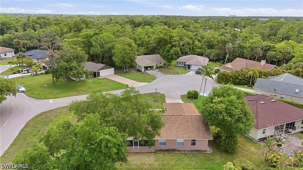 4061 Vine Lane Naples FL 34112