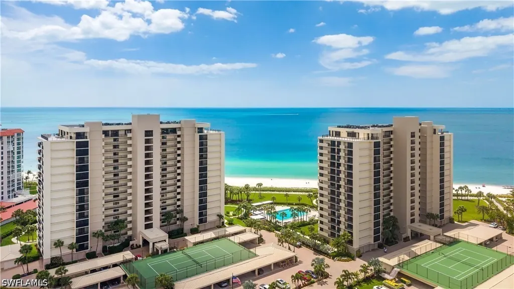 10951 Gulf Shore Drive Naples FL 34108