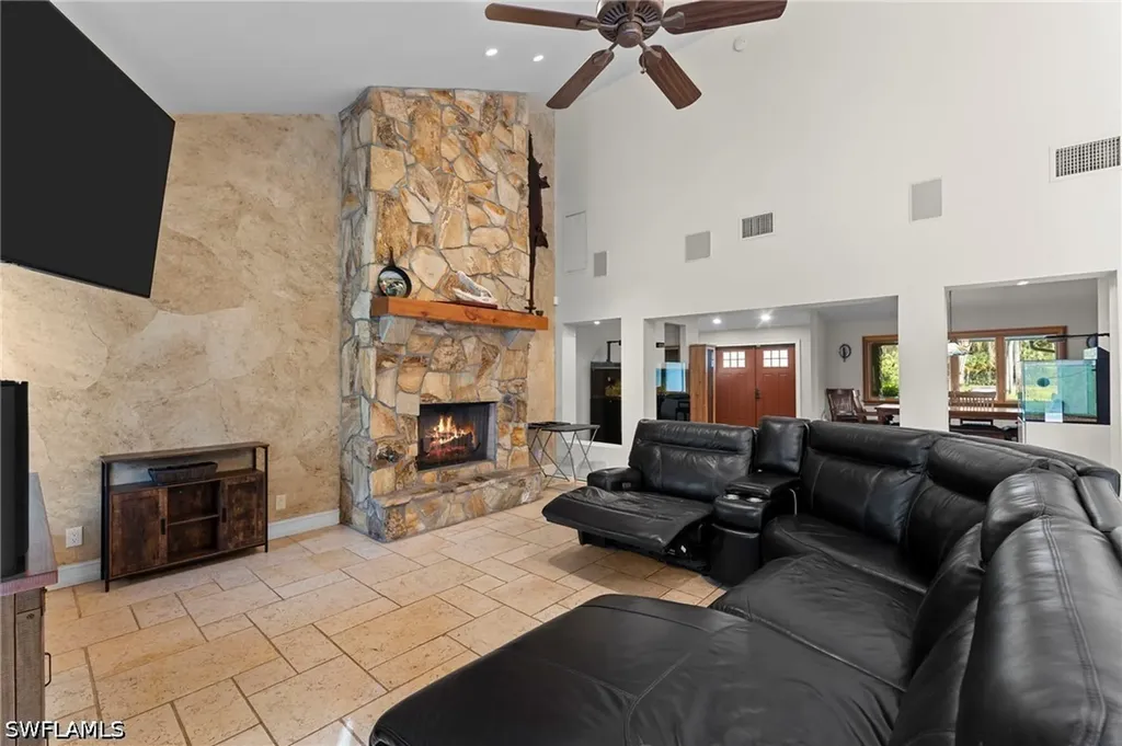 840 Jung Boulevard W Naples FL 34120