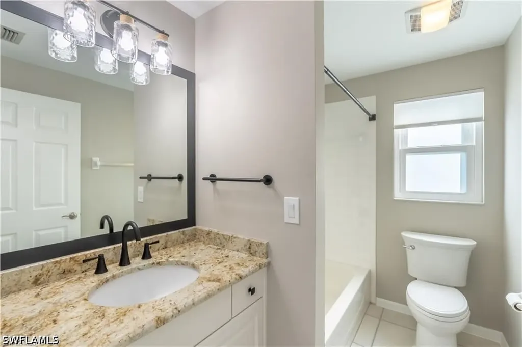 1704 Royal Circle Naples FL 34112