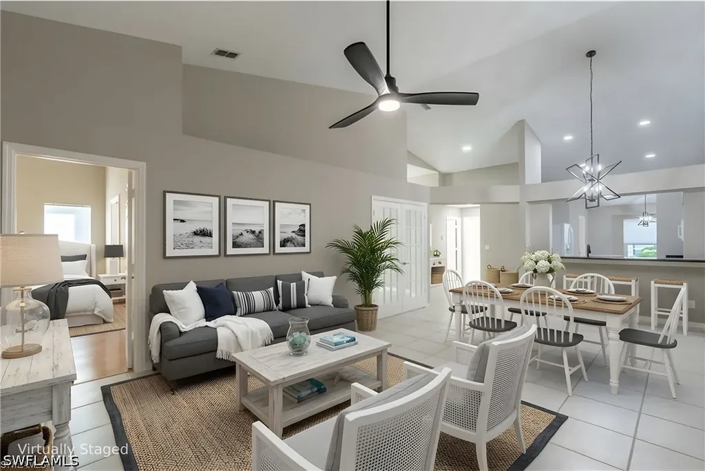 1704 Royal Circle Naples FL 34112