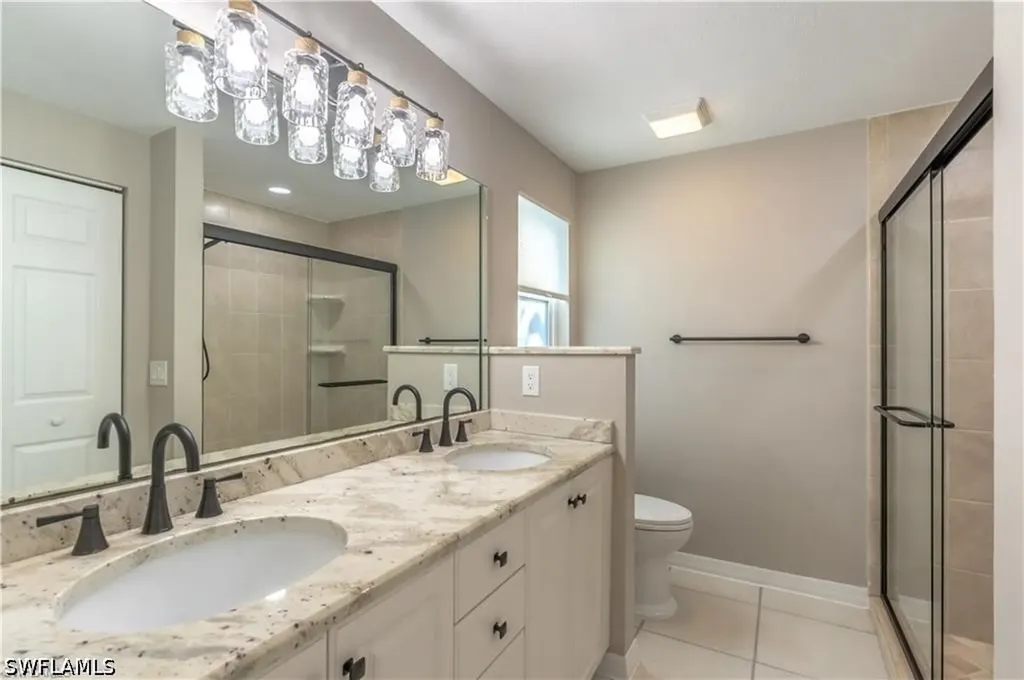1704 Royal Circle Naples FL 34112