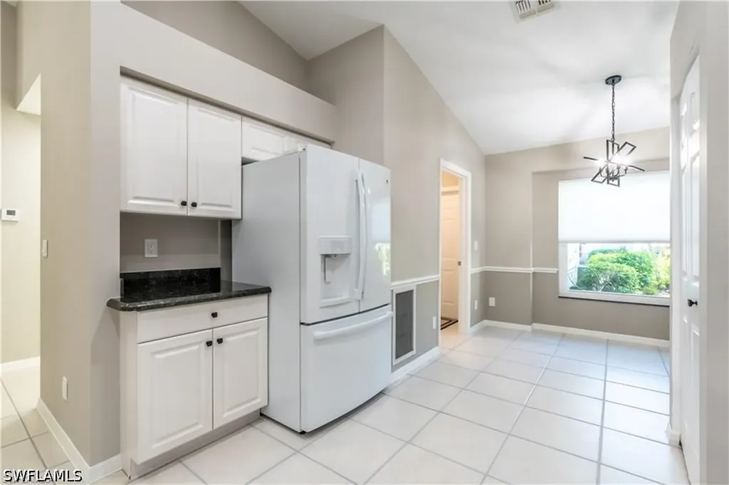 1704 Royal Circle Naples FL 34112