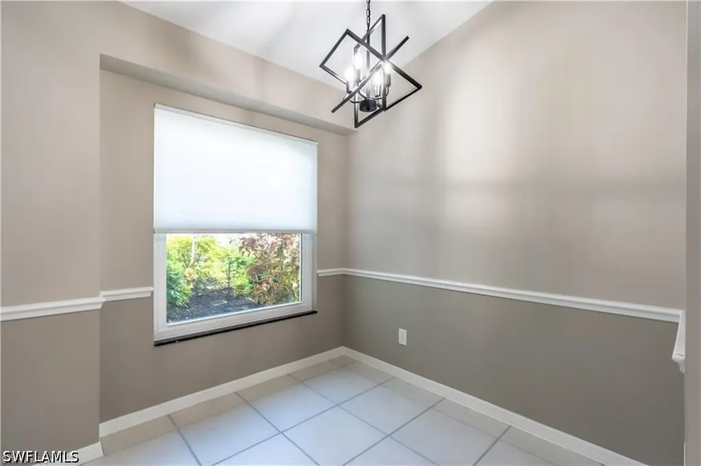 1704 Royal Circle Naples FL 34112