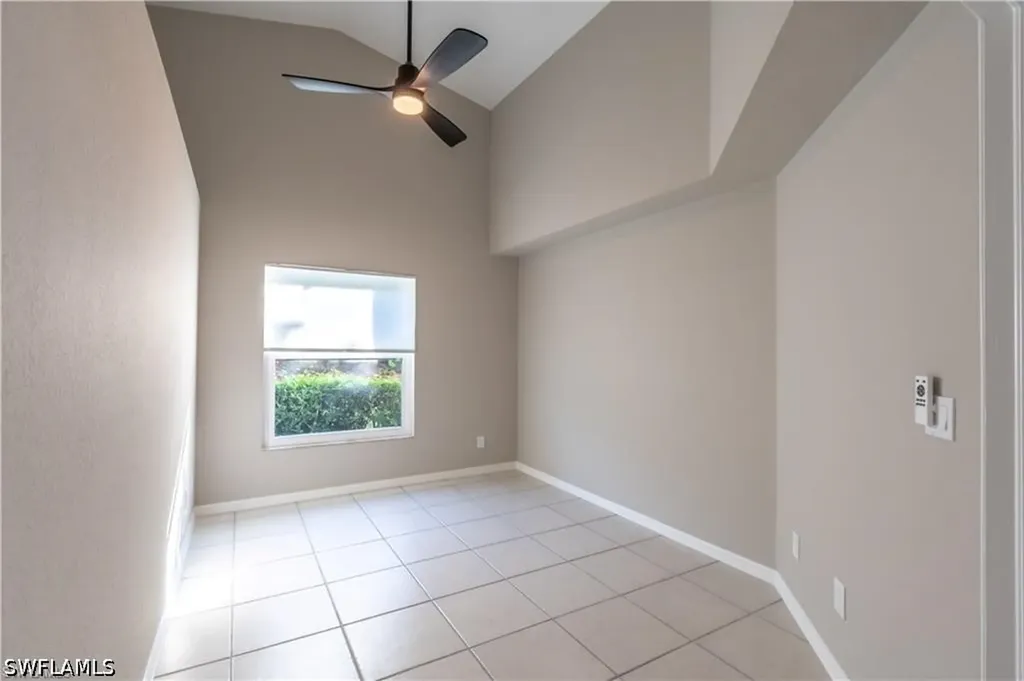 1704 Royal Circle Naples FL 34112