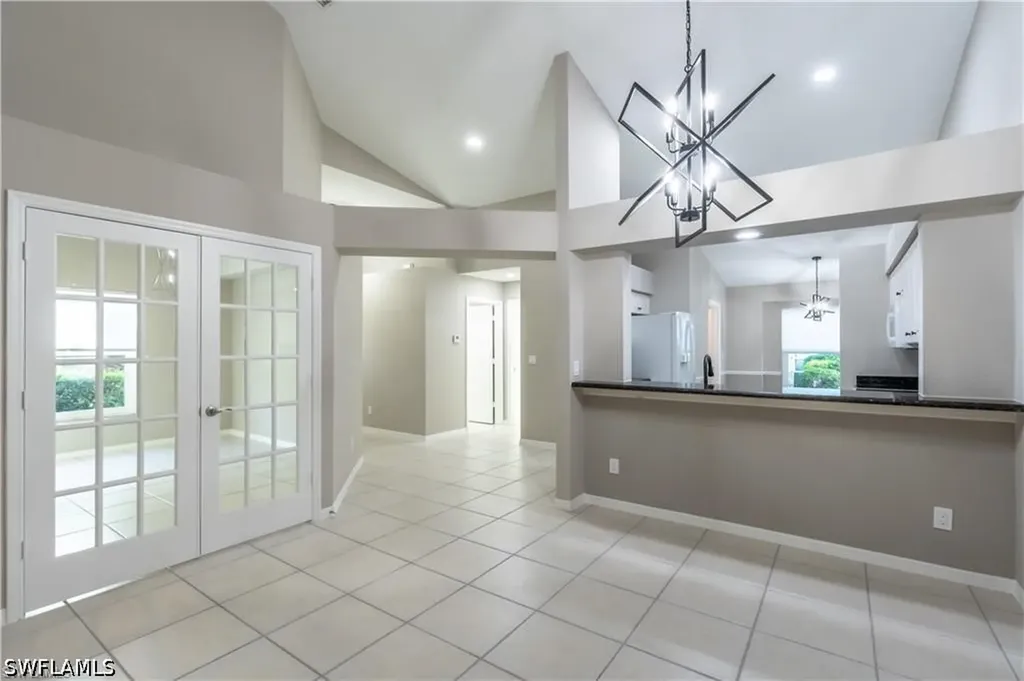 1704 Royal Circle Naples FL 34112