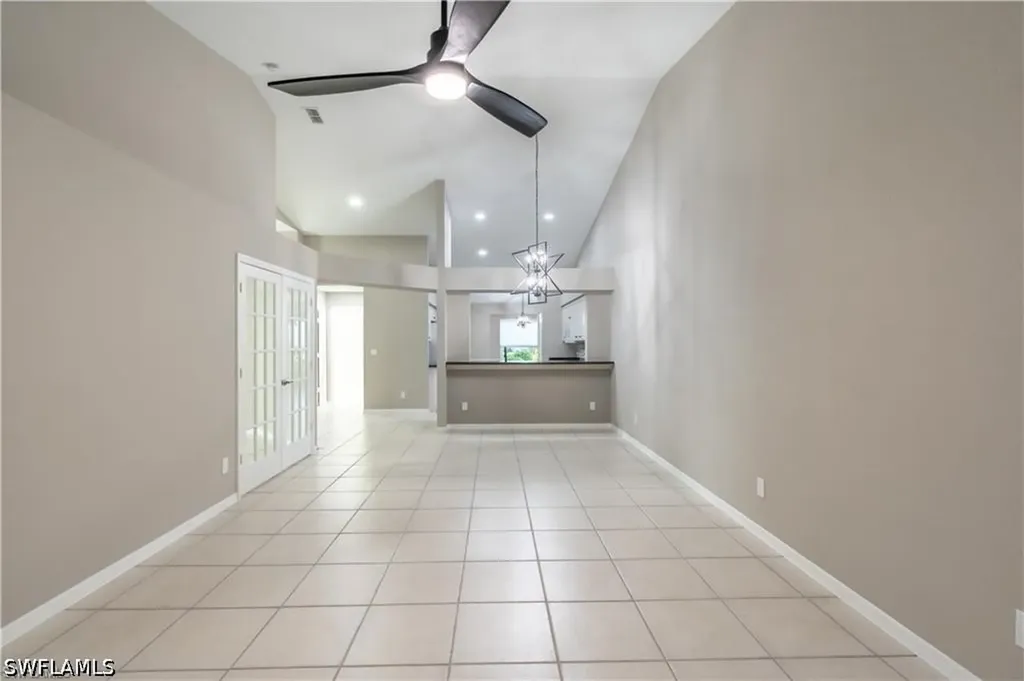 1704 Royal Circle Naples FL 34112