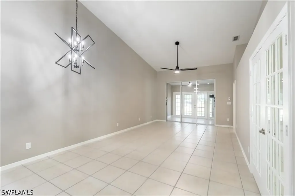 1704 Royal Circle Naples FL 34112