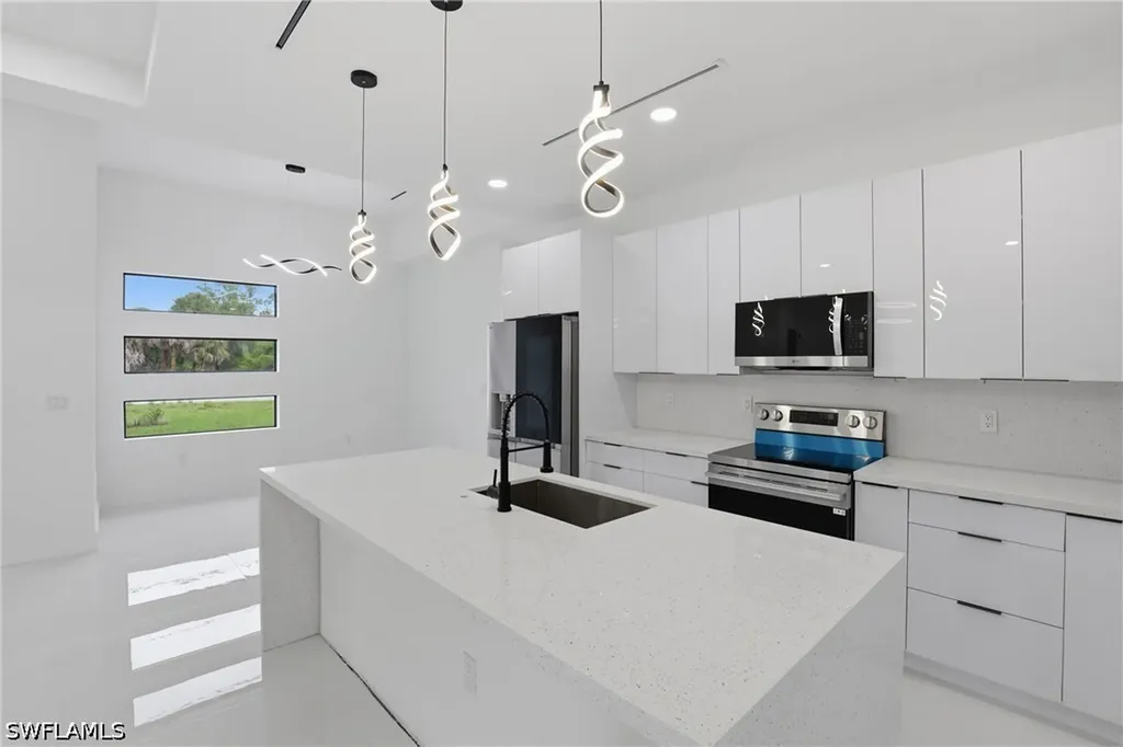 669 Windermere Drive Lehigh Acres FL 33972
