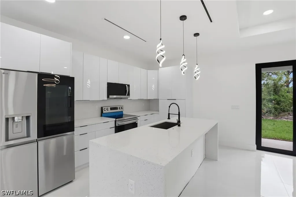669 Windermere Drive Lehigh Acres FL 33972