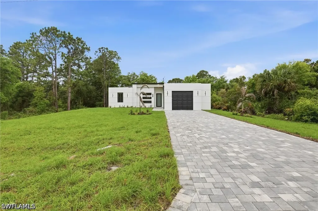 669 Windermere Drive Lehigh Acres FL 33972