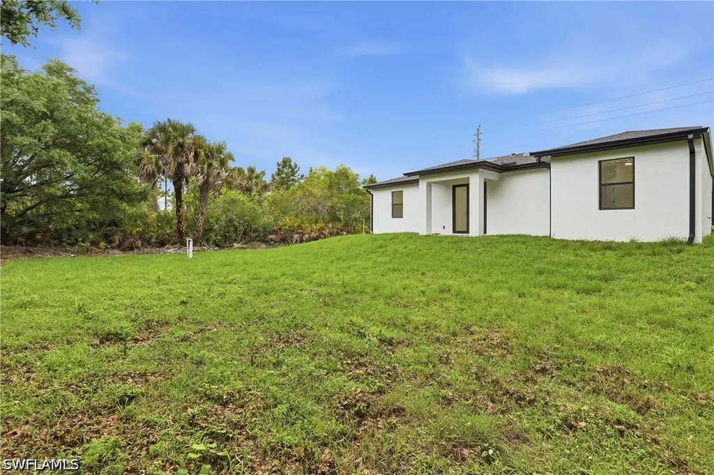 669 Windermere Drive Lehigh Acres FL 33972