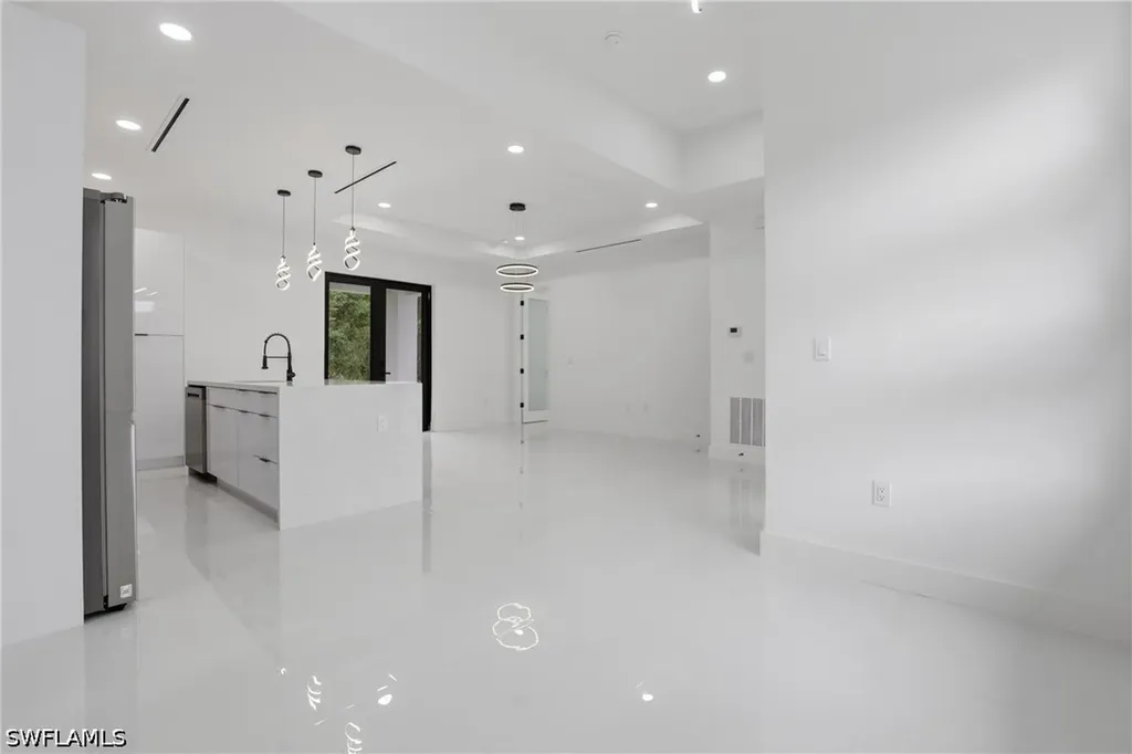 669 Windermere Drive Lehigh Acres FL 33972