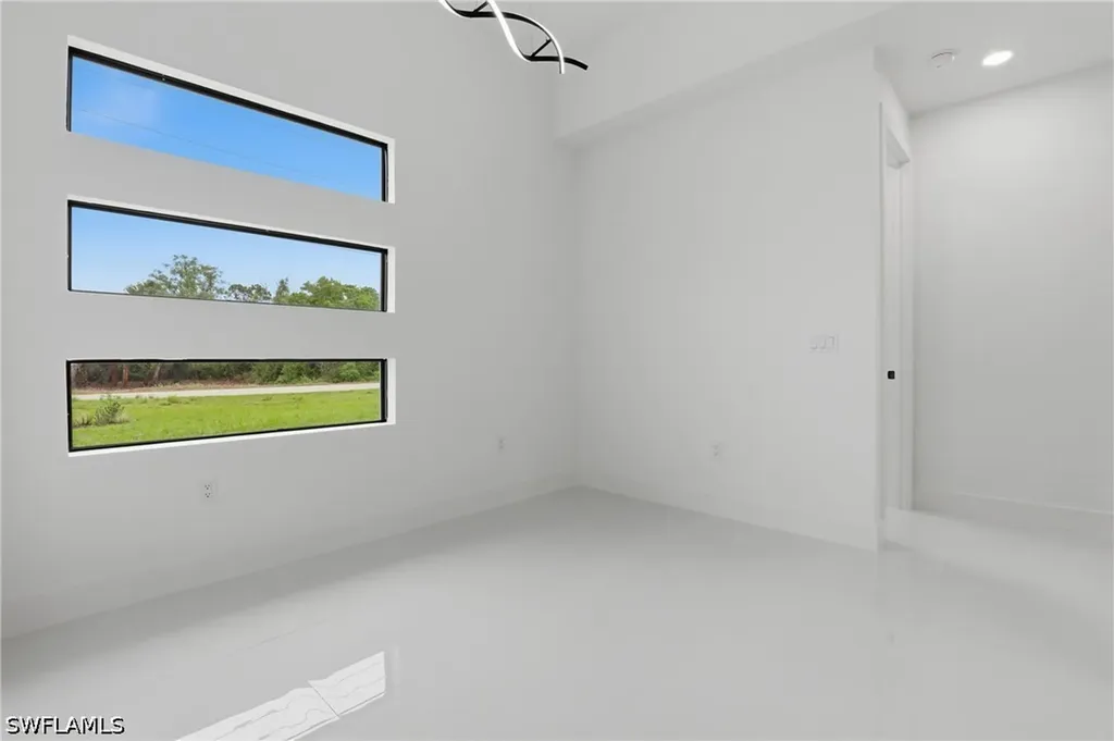 669 Windermere Drive Lehigh Acres FL 33972