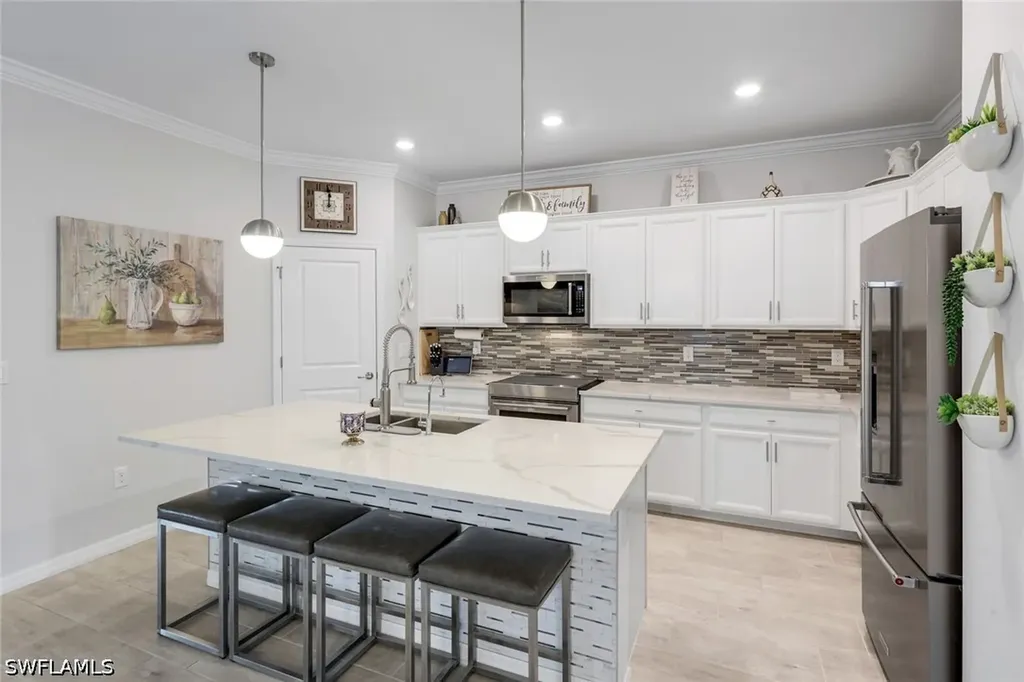 2193 Clementine Street Naples FL 34120