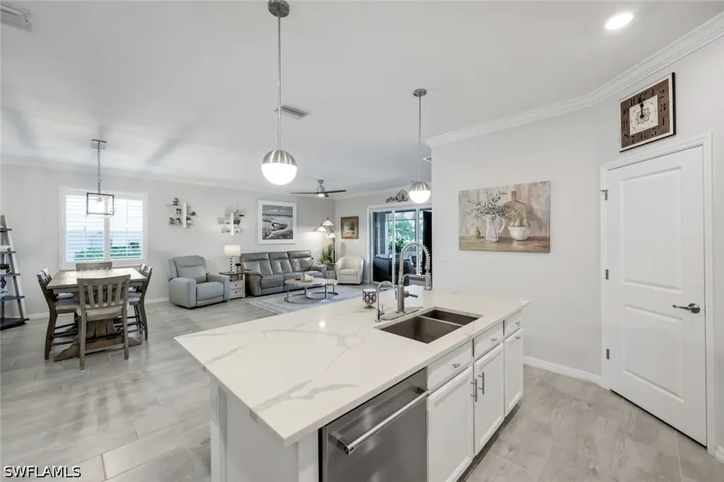 2193 Clementine Street Naples FL 34120