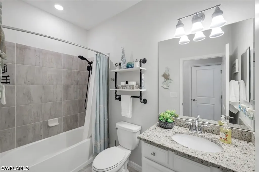 2193 Clementine Street Naples FL 34120