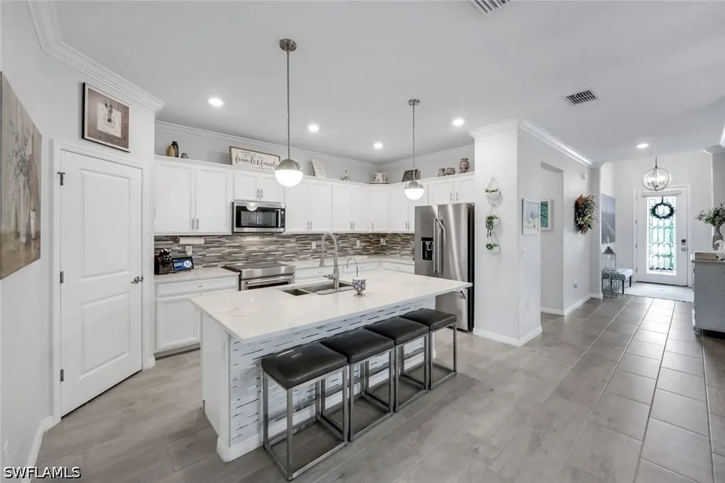 2193 Clementine Street Naples FL 34120