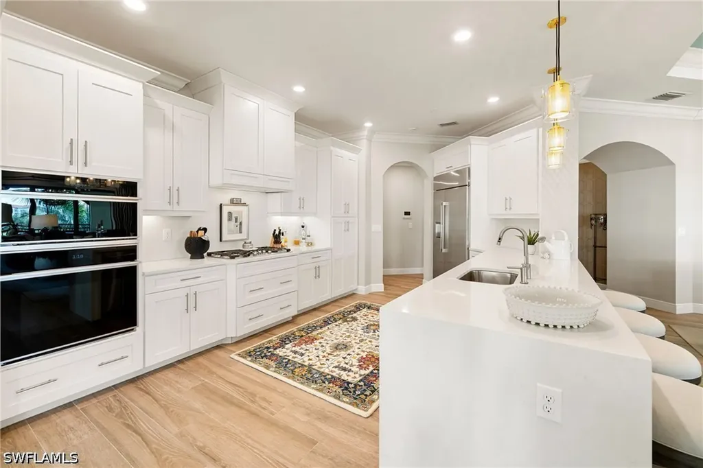 16351 Viansa Way Naples FL 34110