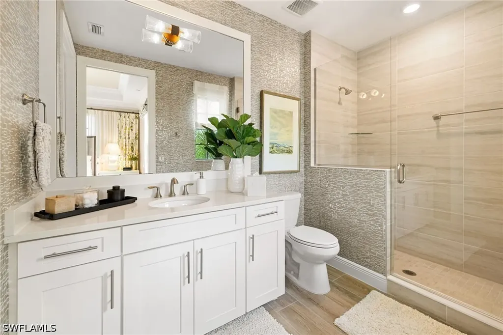 16351 Viansa Way Naples FL 34110