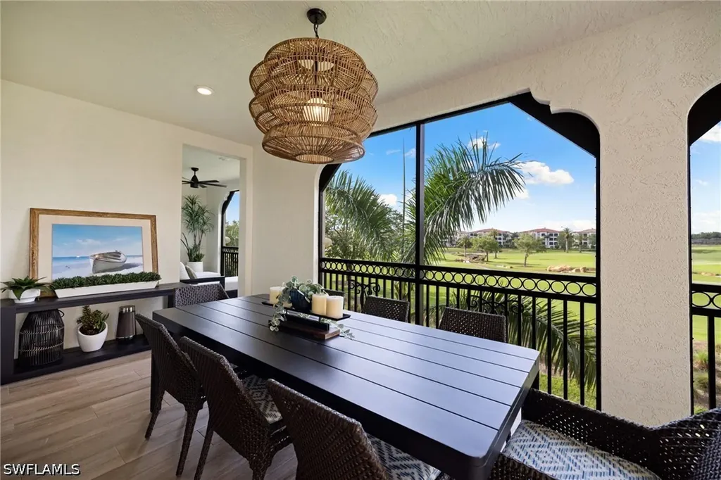 16351 Viansa Way Naples FL 34110