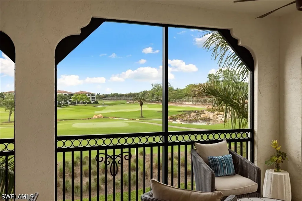 16351 Viansa Way Naples FL 34110