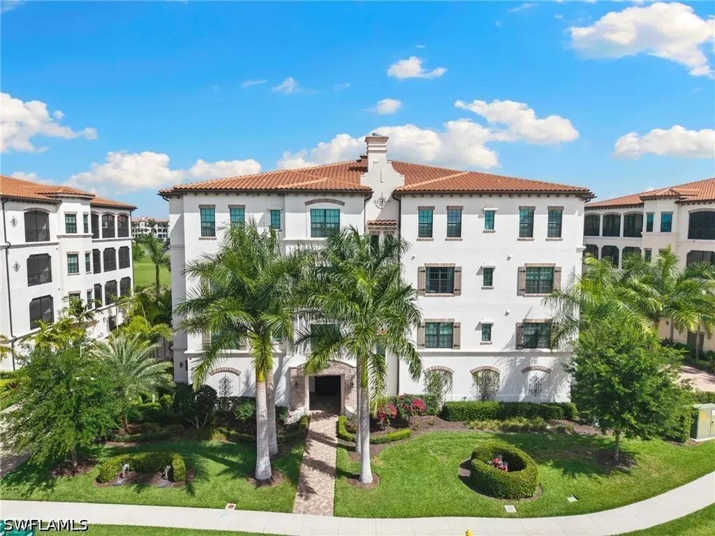 16351 Viansa Way Naples FL 34110