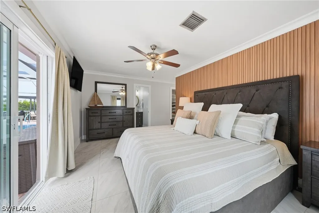 813 N Barfield Drive Marco Island FL 34145