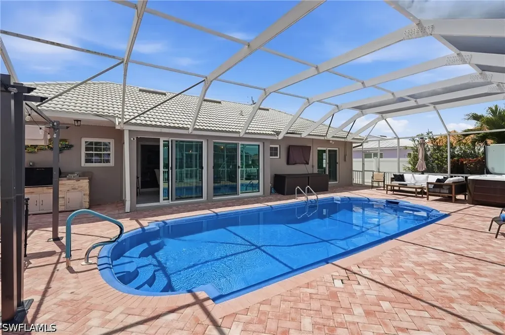 813 N Barfield Drive Marco Island FL 34145