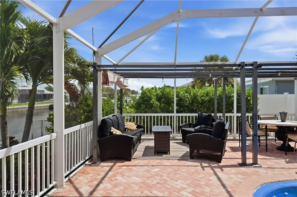 813 N Barfield Drive Marco Island FL 34145