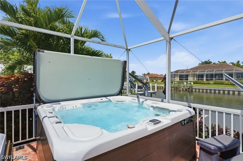813 N Barfield Drive Marco Island FL 34145
