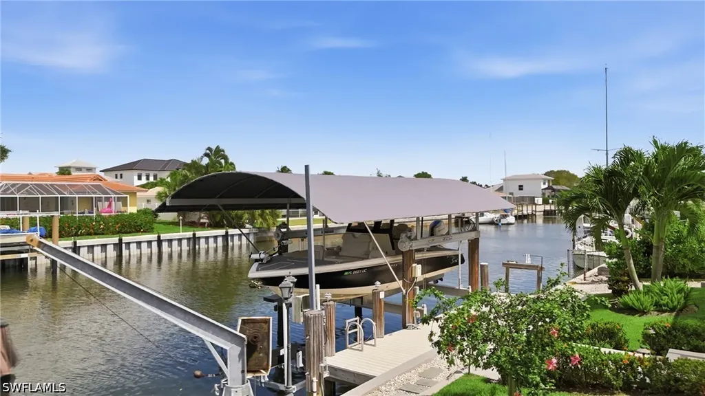 813 N Barfield Drive Marco Island FL 34145