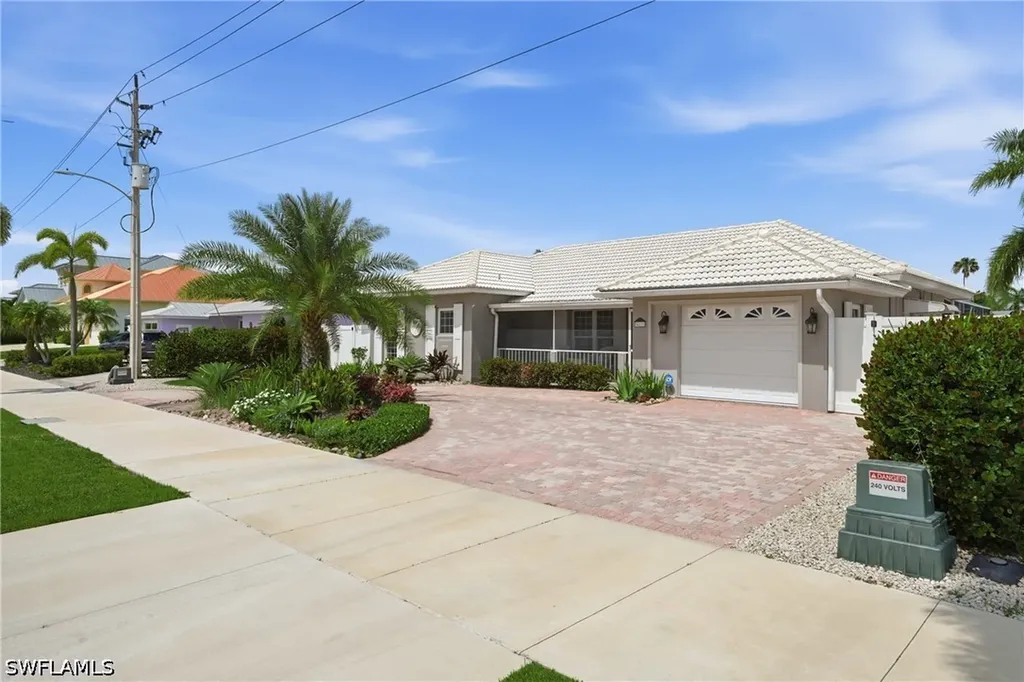 813 N Barfield Drive Marco Island FL 34145