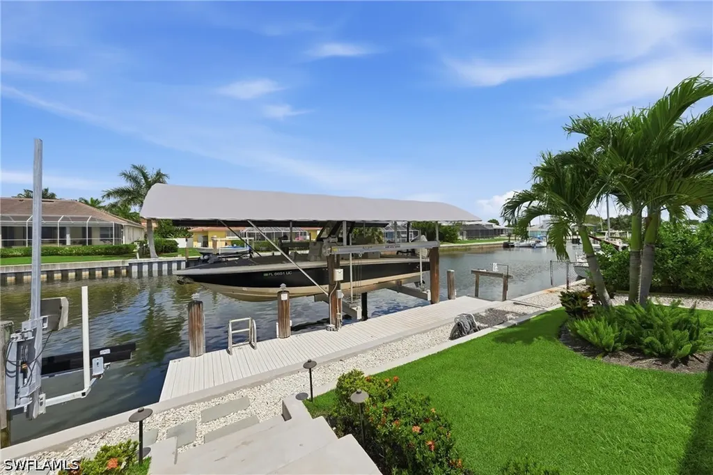 813 N Barfield Drive Marco Island FL 34145