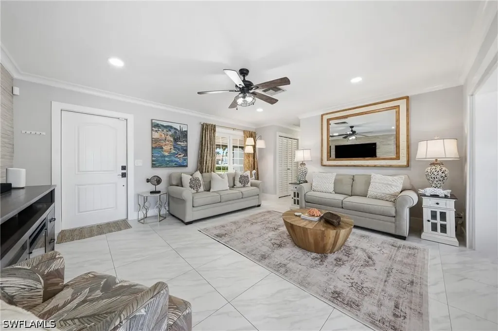 813 N Barfield Drive Marco Island FL 34145